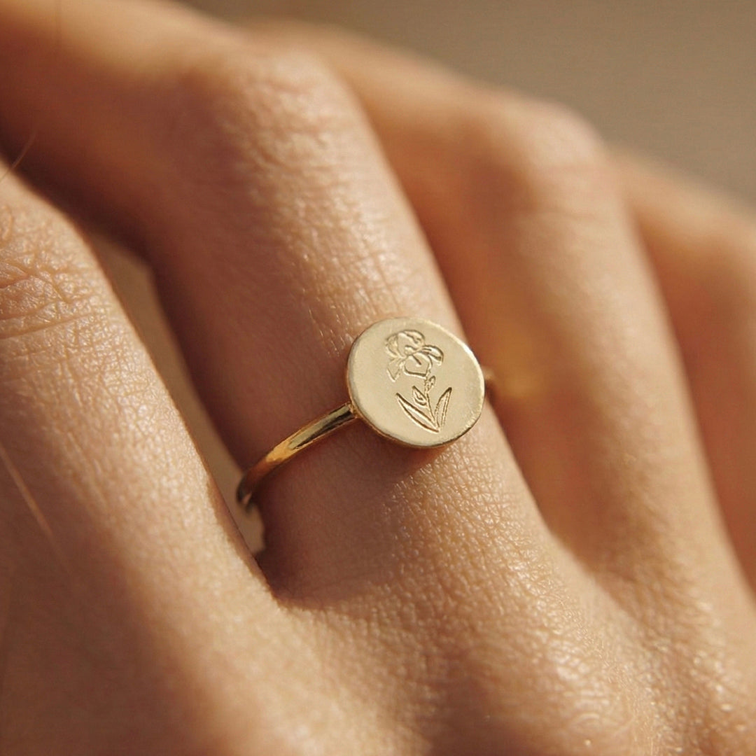 Pebble Birthflower Ring