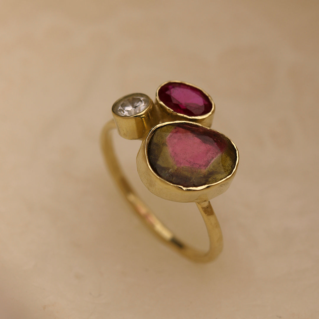 Selected Piece Nr.004